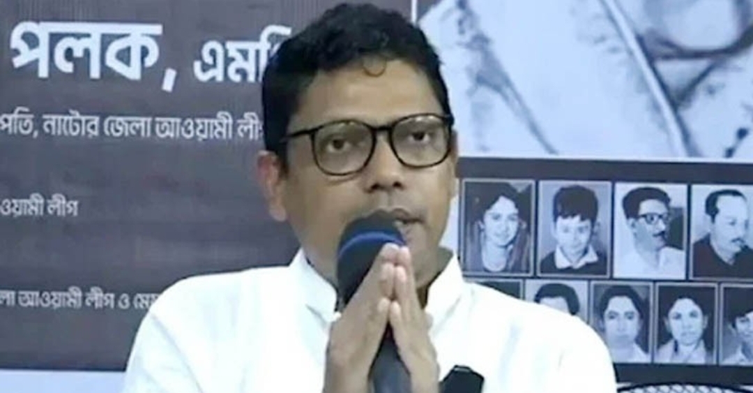 পালানোর সময় বিমানবন্দরে আটক পলক