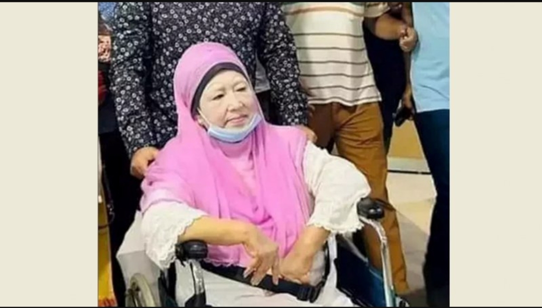 বাসায় ফিরেছেন বেগম খালেদা জিয়া