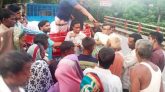 রাজনগরে বন্যার্তদের মাঝে বাসদ সিলেট এর ত্রাণ বিতরণ