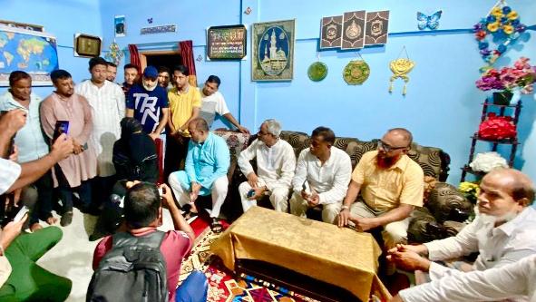 শেখ হাসিনাকে দেশে এনে গণহত্যার বিচার করতে হবে : কাইয়ুম চৌধুরী