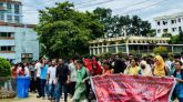 ফের আন্দোলনে সিকৃবি শিক্ষার্থীরা, ক্লাস-পরীক্ষা শুরুর আল্টিমেটাম