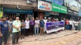 শ্রীমঙ্গলে শান্তি-সম্প্রীতি প্রতিষ্ঠার আহ্বানে মানববন্ধন অনুষ্ঠিত