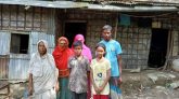 ভূমিহীন আজিজুর বাড়ি তৈরিতে সাহায্যের আবেদন