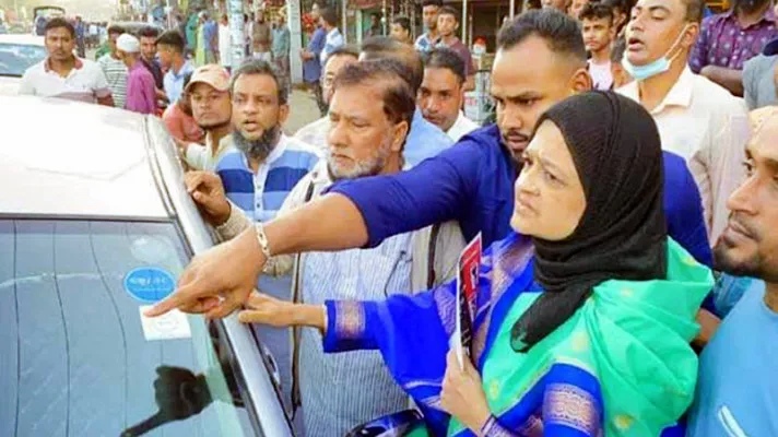 ইলিয়াসপত্নী লুনার গাড়িতে হামলার দেড় বছর পর মামলা, ওসিসহ আসামি ৫৩