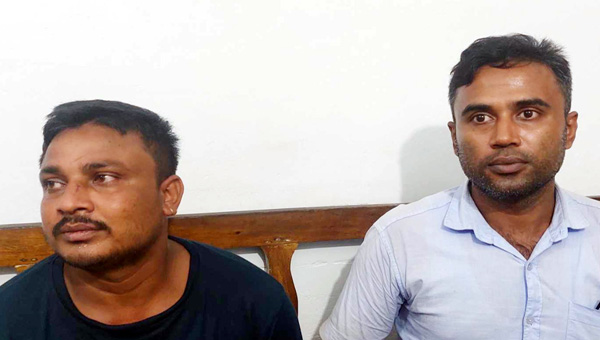 ভারতে প্রবেশকালে কানাইঘাট সীমান্তে আটক ২