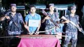 ভারতে পাচারকালে ১৯৫ কেজি সিংমাছ সহ আটক ১