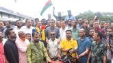 বিমান বন্দরে স্বেচ্ছাসেবক দলের আর্ন্তজাতিক বিষয়ক সম্পাদক শাহীন সংবর্ধীত