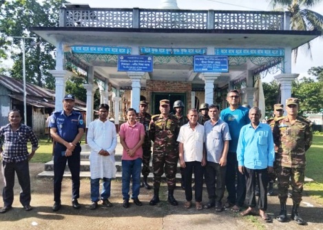জগন্নাথপুরের হিন্দু সম্প্রদায়ের সঙ্গে সেনা কর্মকর্তার মতবিনিময়