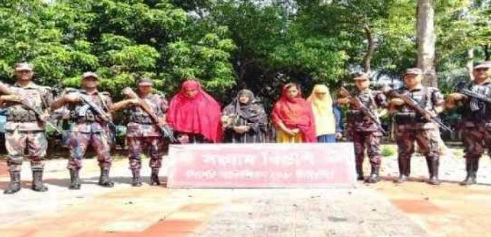 সিলেট সীমান্তে ভারতে অনুপ্রবেশকালে ৪ নারী আটক