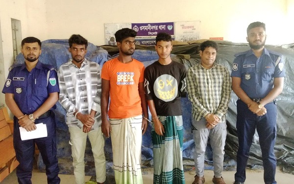ওসমানীনগরে ২৮০ বস্তা ভারতীয় চিনি উদ্ধার, আটক ৪