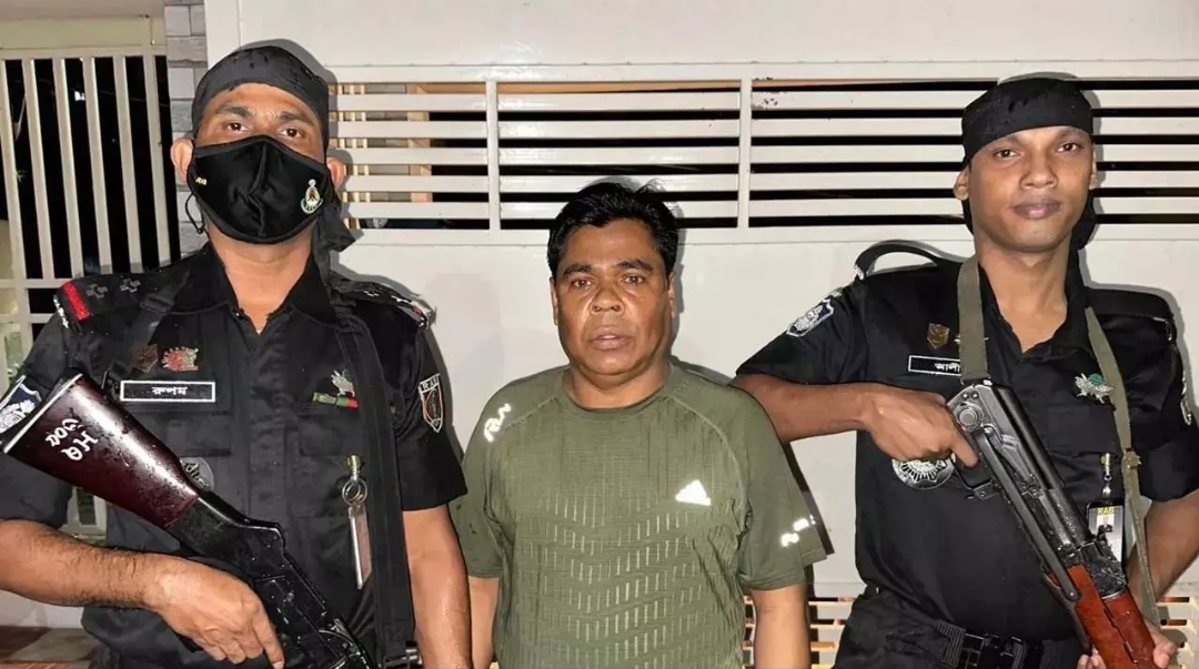 রাজশাহী-৪ আসনের সাবেক এমপি আবুল কালাম আজাদ গ্রেফতার