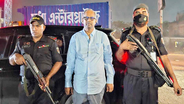 সুনামগঞ্জ-৫ আসনের সাবেক সাংসদ মানিক গ্রে’ফ’তা’র