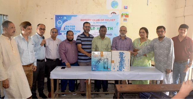 রোটারি ক্লাবের পানির ফিল্টার বিতরণ ও শিশু স্বাস্থ্য নিয়ে সভা অনুষ্ঠিত