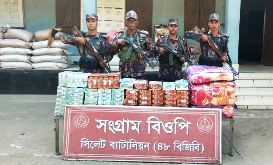 সিলেট সীমান্তে বিজিবি’র অভিযানে ৭৫ লক্ষ টাকার চোরাই পণ্য জব্দ