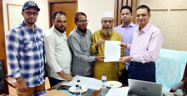 বৃহত্তর জৈন্তায় গ্যাস ও স্থানীয়দের চাকুরীর দাবীতে পেট্রোবাংলায় স্মারকলিপি