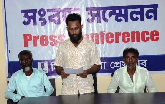 গোয়াইনঘাটে অবিলম্বে পাথর লুটপাটকারীদের গ্রেপ্তারের দাবি