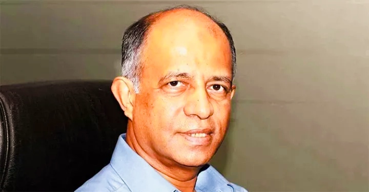 বিমানবন্দরে বিজিবির সাবেক মহাপরিচালক আটক