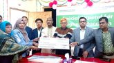 কমলগঞ্জে গৃহ কৃষি সামগ্রী ও নগদ অর্থ সহায়তা প্রদান