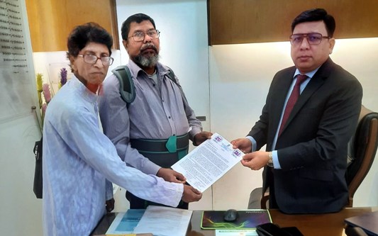 ভাসানী ও ওসমানীর জন্ম-মৃত্যু বার্ষিকী রাষ্ট্রীয়ভাবে পালনের দাবীতে স্মারকলিপি