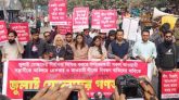 প্রধান উপদেষ্টার বাসভবনের সামনে ইনকিলাব মঞ্চের অবস্থান