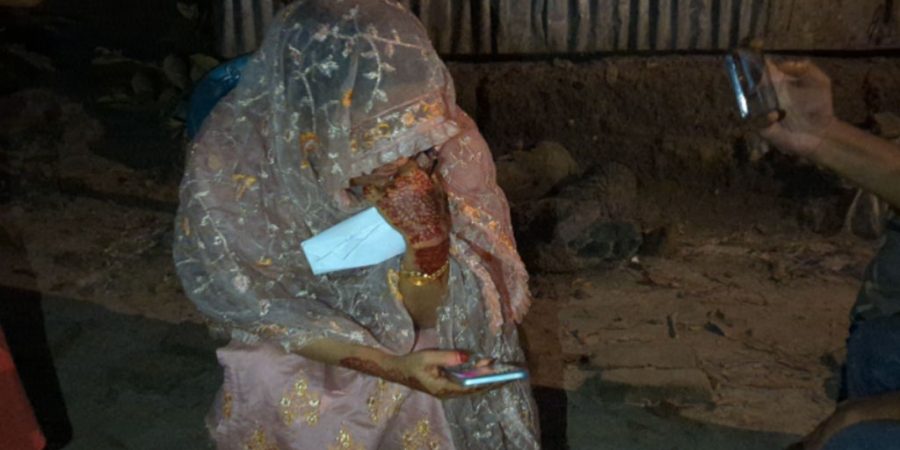 ফেসবুকে প্রেম, বাড়ি গিয়ে প্রবাসীর স্ত্রী দেখলেন প্রেমিক ৯ম শ্রেণির ছাত্র!