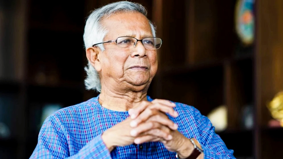 চার দিনের সফর শেষ, দেশে ফিরছেন প্রধান উপদেষ্টা