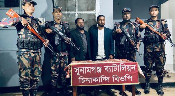 ভারতে টিকটক করে ফেরার পথে দুই ভাই আটক