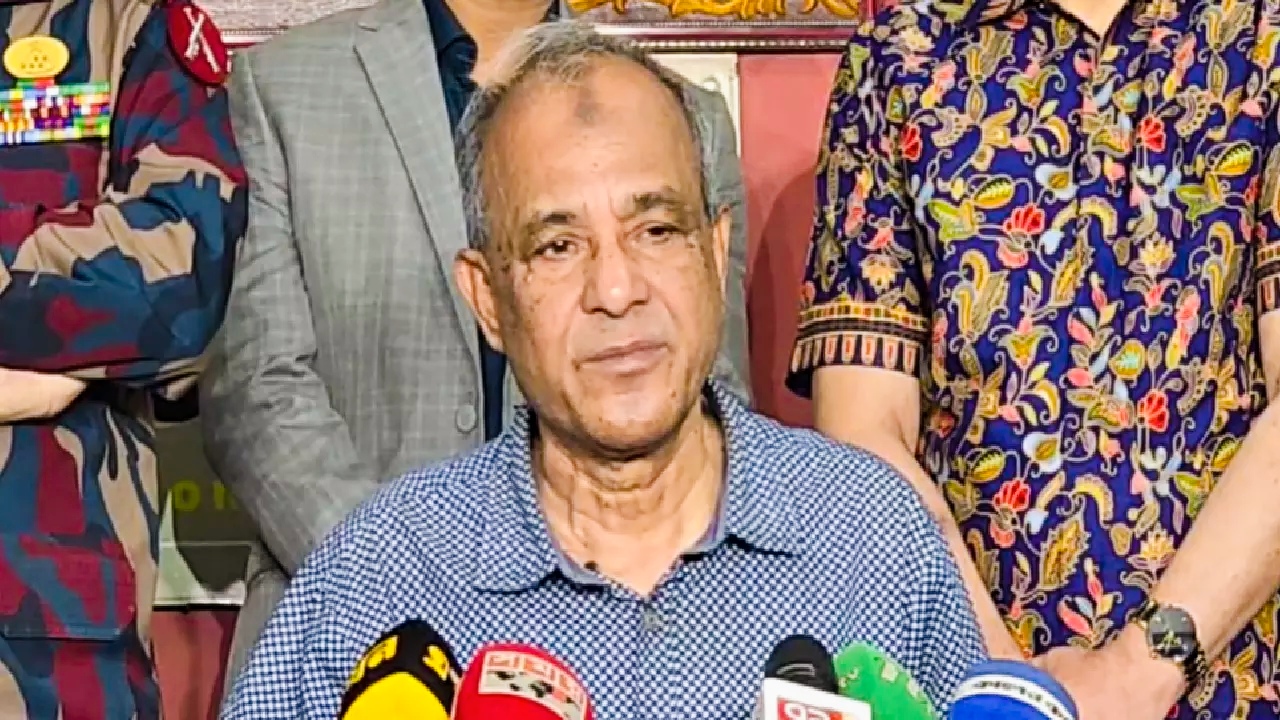 আমি তাদের ঘুম হা’রা’ম করে দেব : স্বরাষ্ট্র উপদেষ্টা