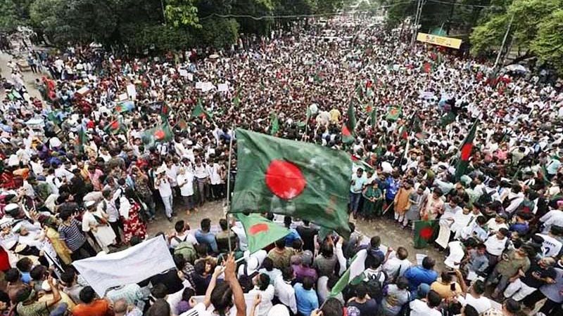 জুলাই শহীদদের প্রত্যেক পরিবার পাবে ৩০ লাখ টাকা