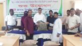 গোলাপগঞ্জে প্রান্তিক কৃষকদের মধ্যে বীজ ও সার বিতরণ