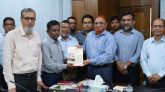 সিকৃবি’র গবেষণায় লিচু ও লাউয়ের নতুন পোকার জাত সনাক্তকরণ