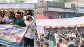সিলেটে কাফনের কাপড় বেঁধে কারিগরি শিক্ষার্থীদের বিক্ষোভ