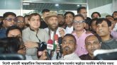 সিলেট ওসমানী আন্তর্জাতিক বিমানবন্দরে যুক্তরাজ্য বিএনপির সভাপতি এম এ মালিককে সংবর্ধনা