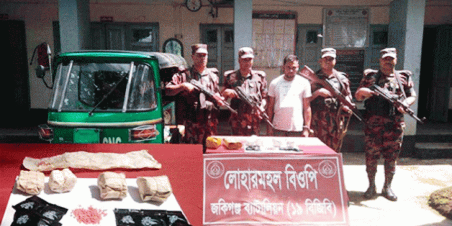 সিলেটে কোটি টাকার ভারতীয় চোরাই পণ্য জব্দ, গ্রেফতার ১