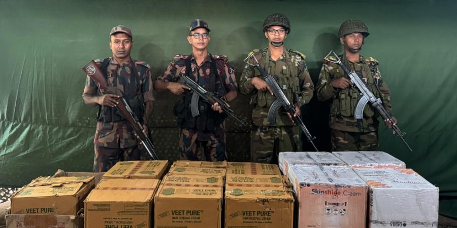 সেনাবাহিনীর অভিযানে বিপুল পরিমাণ ভারতীয় কসমেটিক উদ্ধার