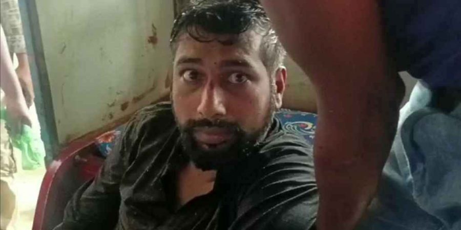 শাবি ছাত্রলীগ নেতার ছুরিকাঘাতে প্রেমিকা আহত