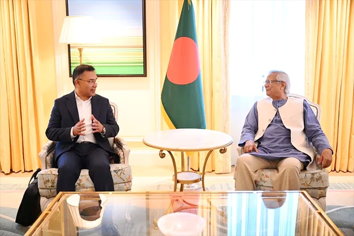 লন্ডনে ড. ইউনূস ও তারেক রহমানের বৈঠক