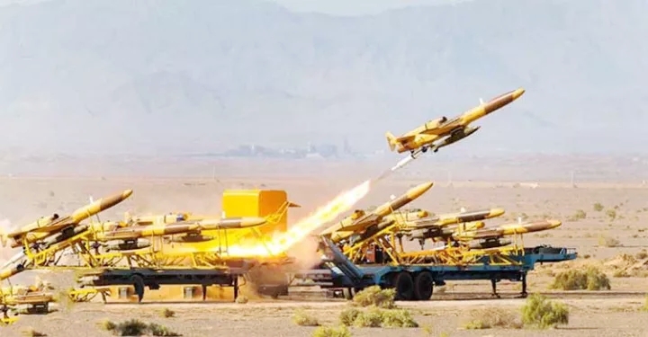 ইসরায়েলে ইরানের পাল্টা হামলা শুরু