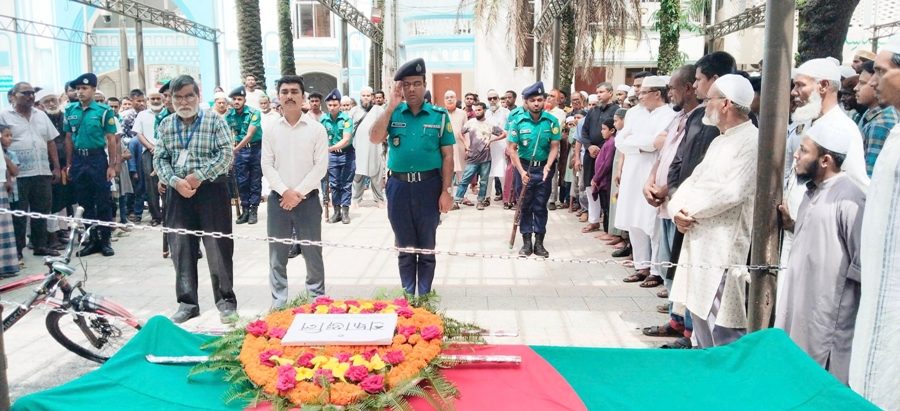 রাষ্ট্রীয় মর্যাদায় বীর মুক্তিযোদ্ধা সৈয়দ খায়রুল মজিদ এর দাফন সম্পন্ন