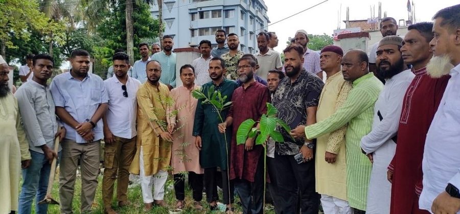 ডাঃ জুবাইদা রহমানের জন্মদিন উপলক্ষে সিলেটে স্বেচ্ছাসেবক দলের দোয়া ও বৃক্ষরোপণ