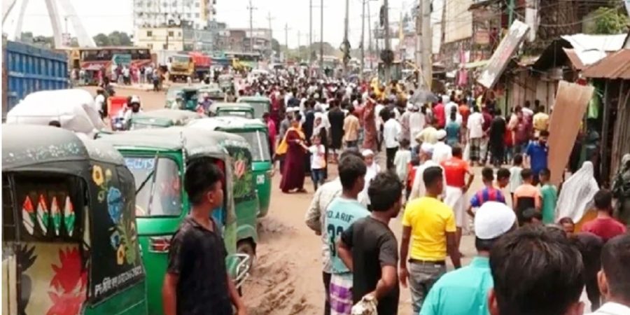 ঢাকা-সিলেট মহাসড়কে অবৈধ স্থাপনা উচ্ছেদ অভিযান