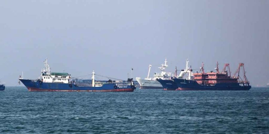 হরমুজ প্রণালী বন্ধের পদক্ষেপ ইরানের, তেল-গ্যাস নিয়ে শঙ্কা