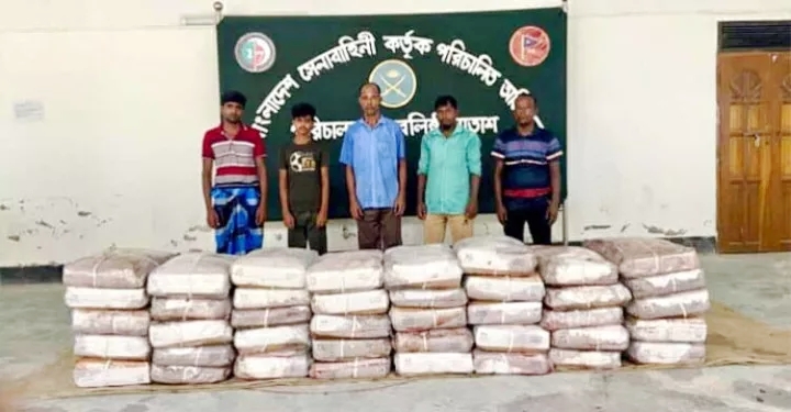 জৈন্তাপুরে বিপুল পরিমাণ ভারতীয় গরুর মাংস জব্দ, আটক ৫