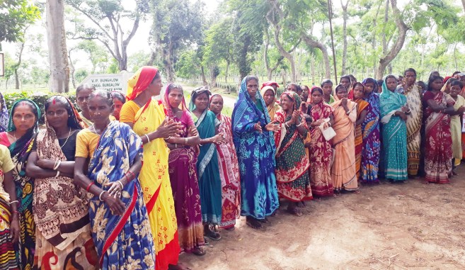 কমলগঞ্জে চা শ্রমিকদের জীবনমান উন্নয়নের টাকায় ব্যাপক অনিয়মের অভিযোগ