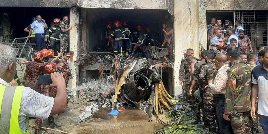 উত্তরায় বিমান বিধ্বস্তের ঘটনায় নিহত বেড়ে ১৯, আহত দেড় শতাধিক