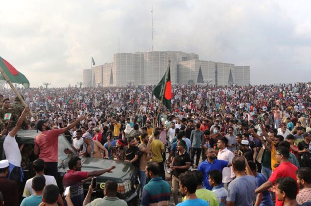 গণঅভ্যুত্থানের এক বছর, জুলাইয়ের মধ্যে সনদ ঘোষণার দাবি