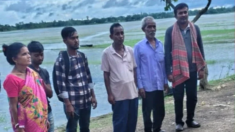 তাহিরপুর সীমান্তে ভারত থেকে অনুপ্রবেশের সময় আটক ৬