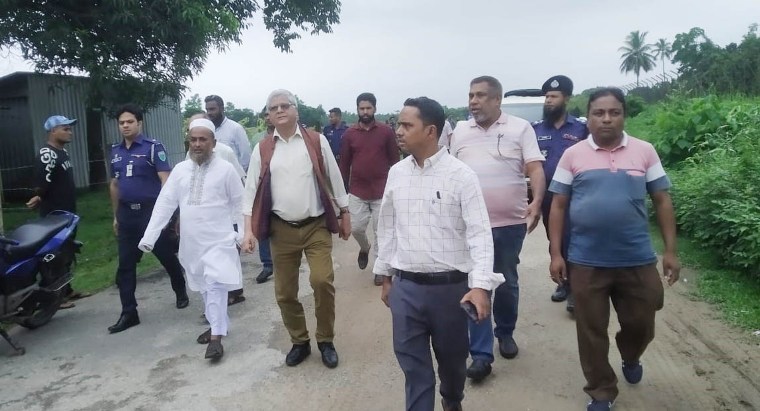 চাতলাপুর স্থল শুল্ক স্টেশন ও চেকপোস্ট পরিদর্শনে ভারতের সহকারী হাইকমিশনার