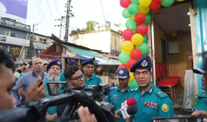 সিলেট নগরীর আম্বরখানায় পুলিশ বক্সের উদ্বোধন