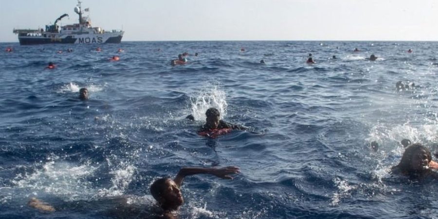 ইতালির পথে নৌকাডুবিতে ২৬ অভিবাসীর মৃত্যু